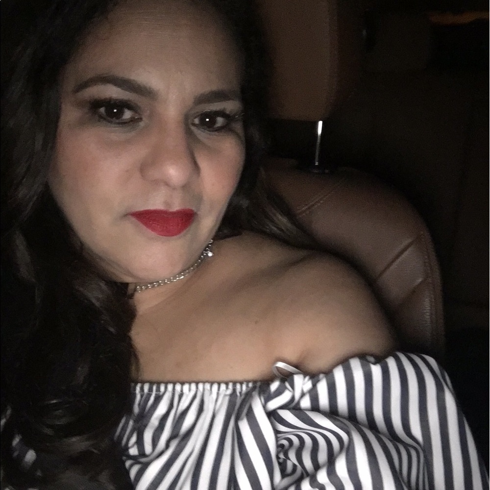 Meet your Posher, Evelyn