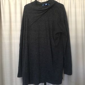 Vera wang sweater