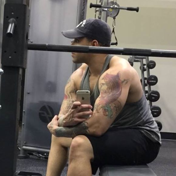 Meet your Posher, Derick - Picture 1 of 1