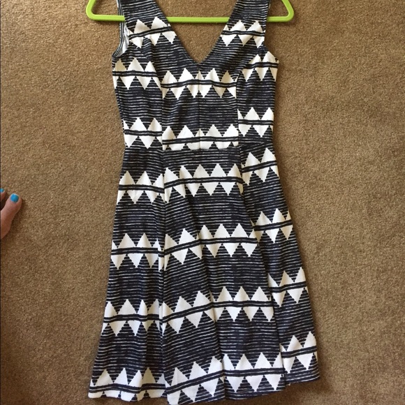 Black and white printed dress - Picture 2 of 2