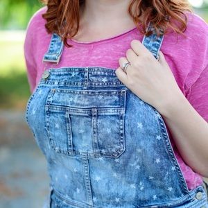 torrid Jeans - ⬇️ Torrid Plus Size Overall Shorts Star Print torrid Jeans - ⬇️ Torrid Plus Size Overall Shorts Star Print