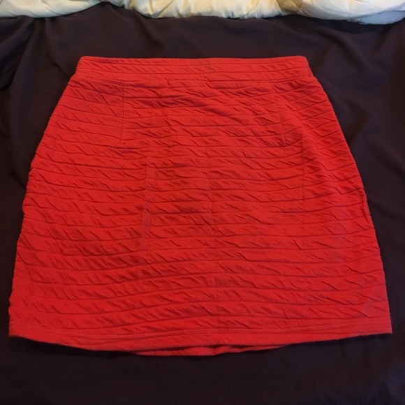 Sparkle + Face red mini-skirt - Picture 2 of 2