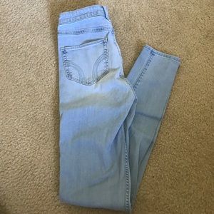 Light Blue High Waisted Hollister Jeans, 5L