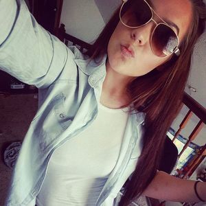 Meet your Posher, Candace