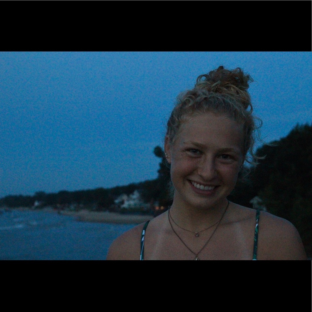 Meet your Posher, Jessica