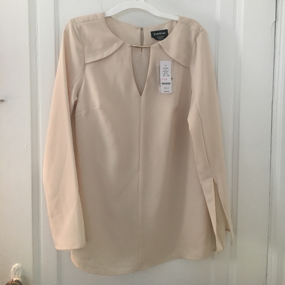 BNWT Bebe blouse size xs