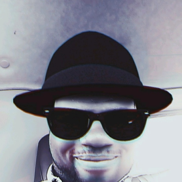 Meet your Posher, Kemar - Picture 1 of 1