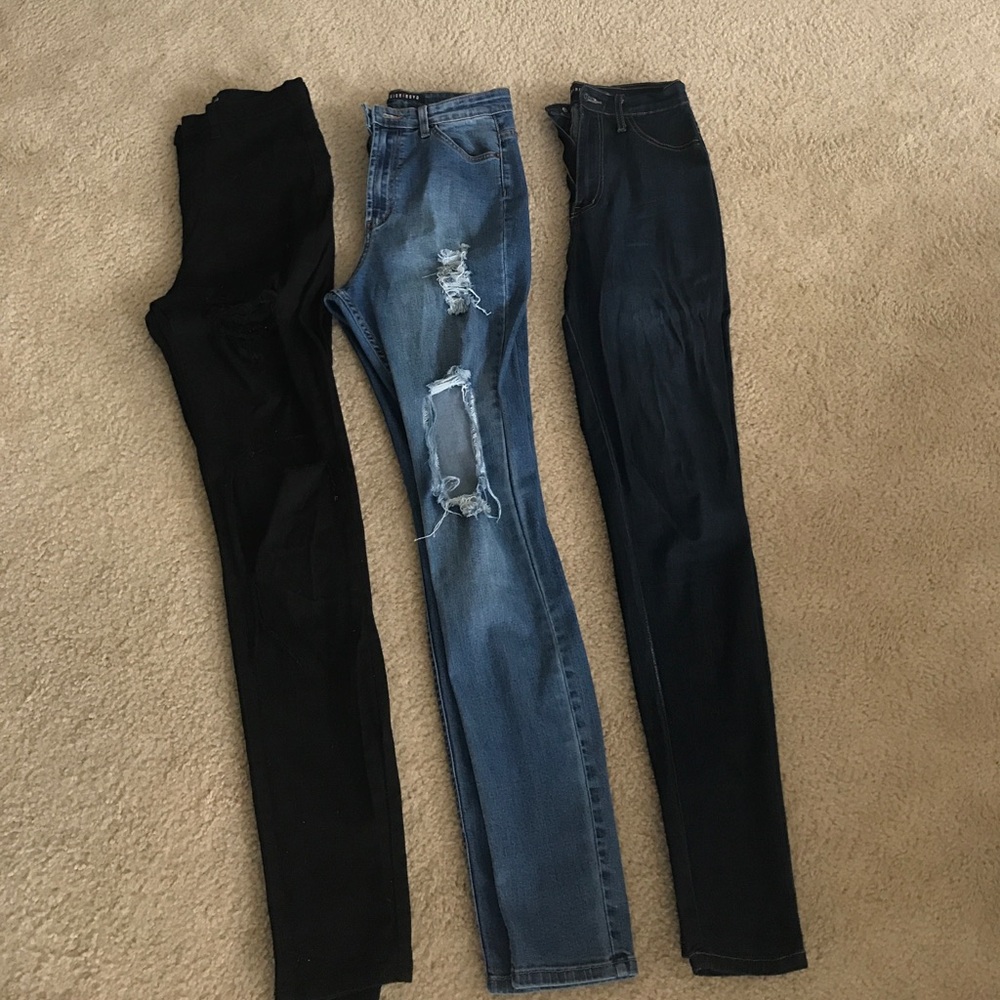 BUNDLE FASHION NOVA HIGH WAIST JEANS