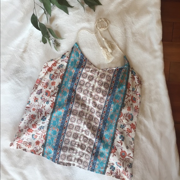 NWT Full Tilt Halter Top Floral Boho pattern - Picture 2 of 3