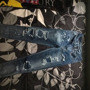 American Eagle Distressed Jeans