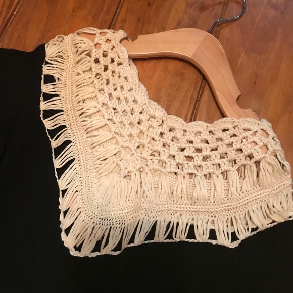 Play 6 Crochet fringe top - Picture 3 of 5