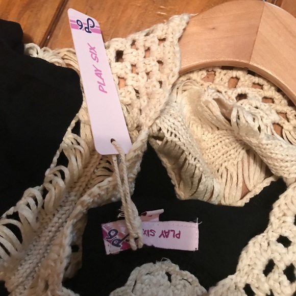 Play 6 Crochet fringe top - Picture 5 of 5