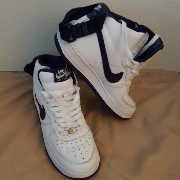 Nike Air Force 1  limited edition - Picture 3 of 8