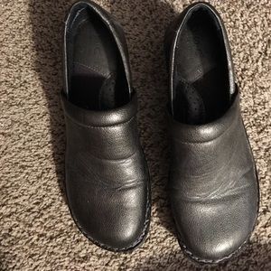 Boc nursing type shoes