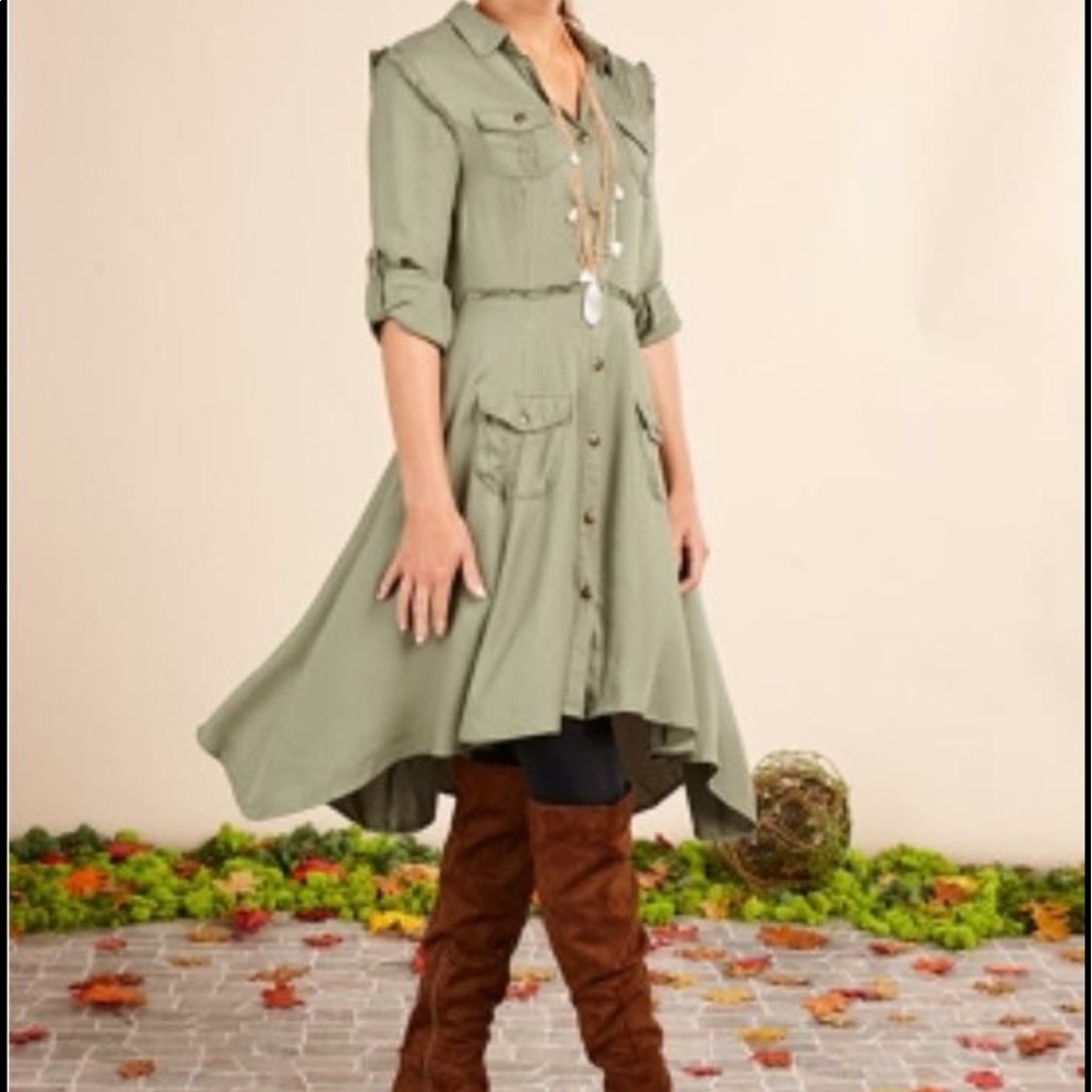 STUNNING MJ Tree Canopy Dress NWT FALL!