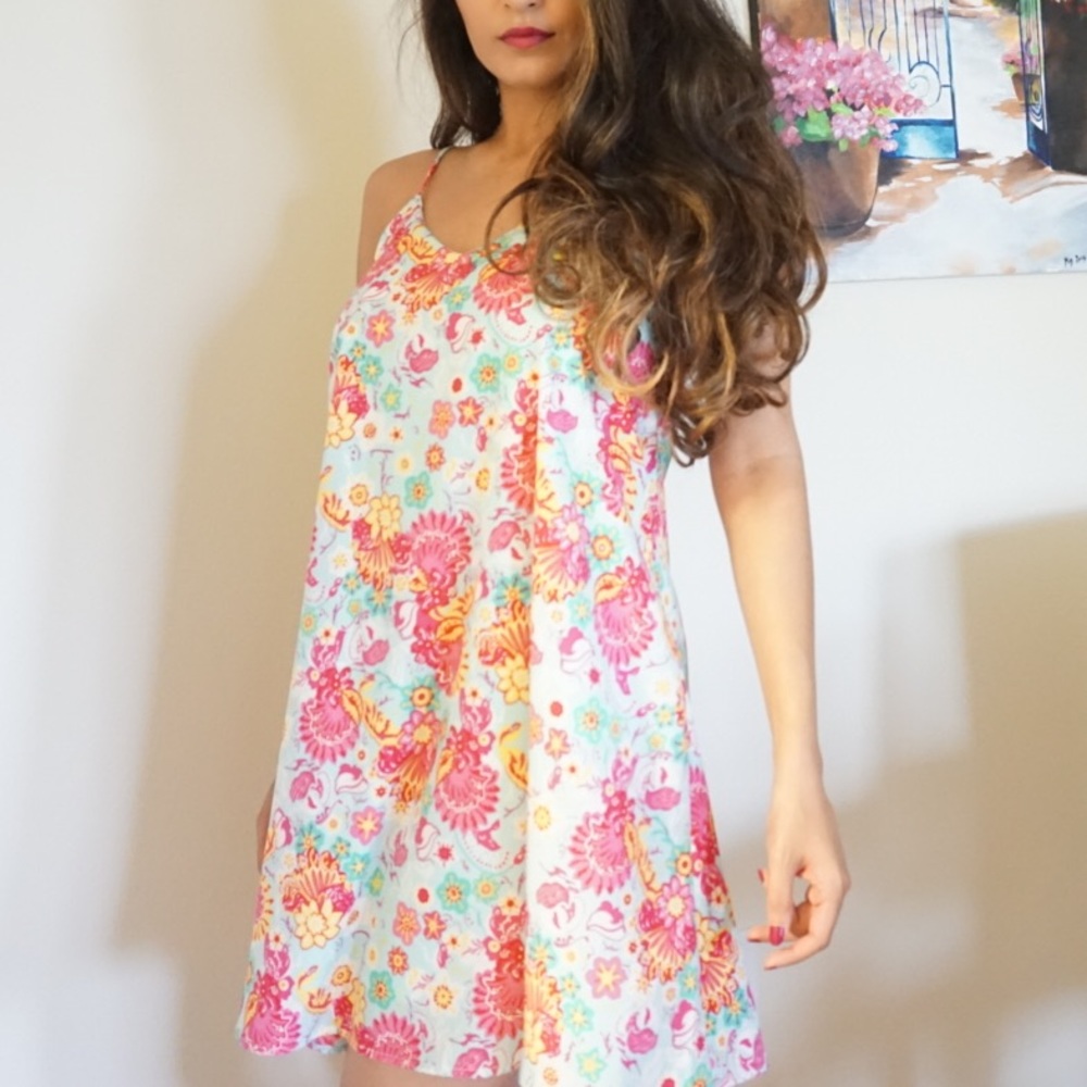 Gorgeous shift dress with pockets