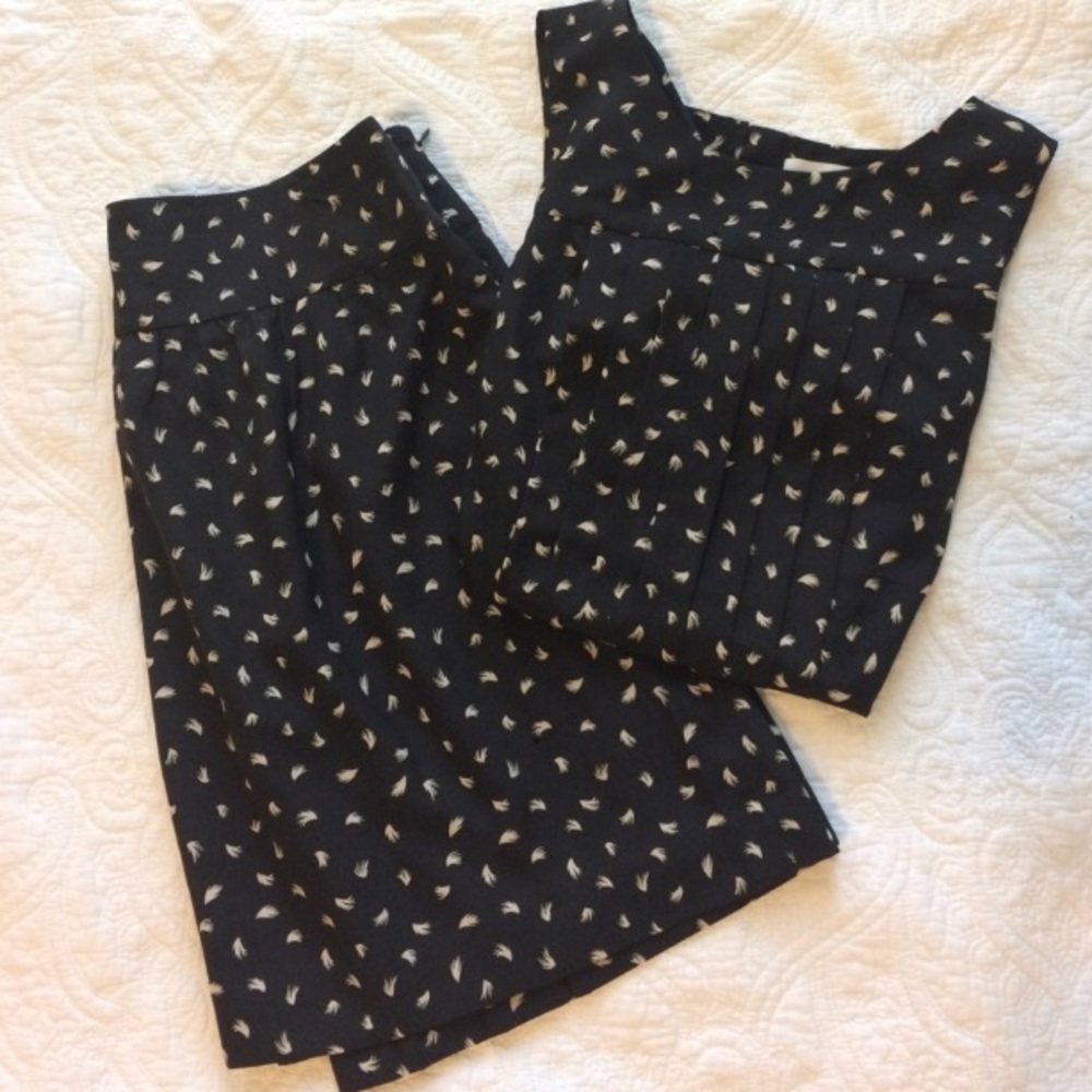 Loft Top and Skirt. Like new. Smoke free