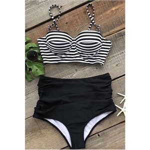Cupshe - High-Waisted Striped Bikini - XL