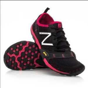 New Balance WT10 Minimus Women's Trail Shoes, 9.5.