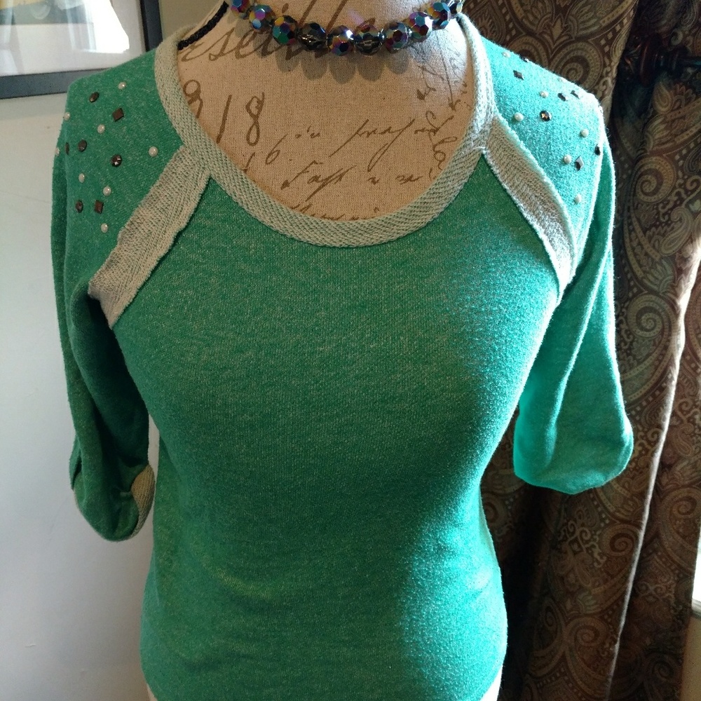 Girls size large Speechless in euc green top