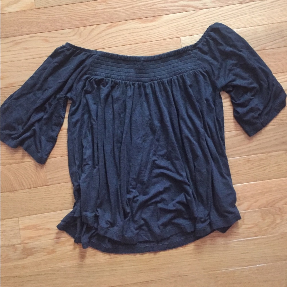 New American Eagle Cold Shoulder Top