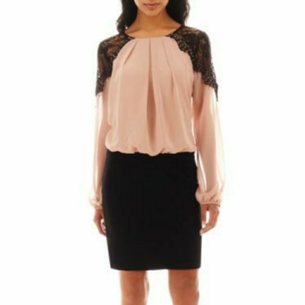 Bisou Bisou antique rose/black lace shoulder dress