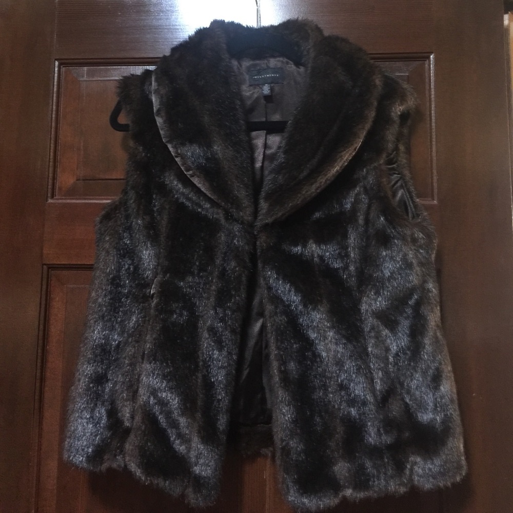 Faux fur vest