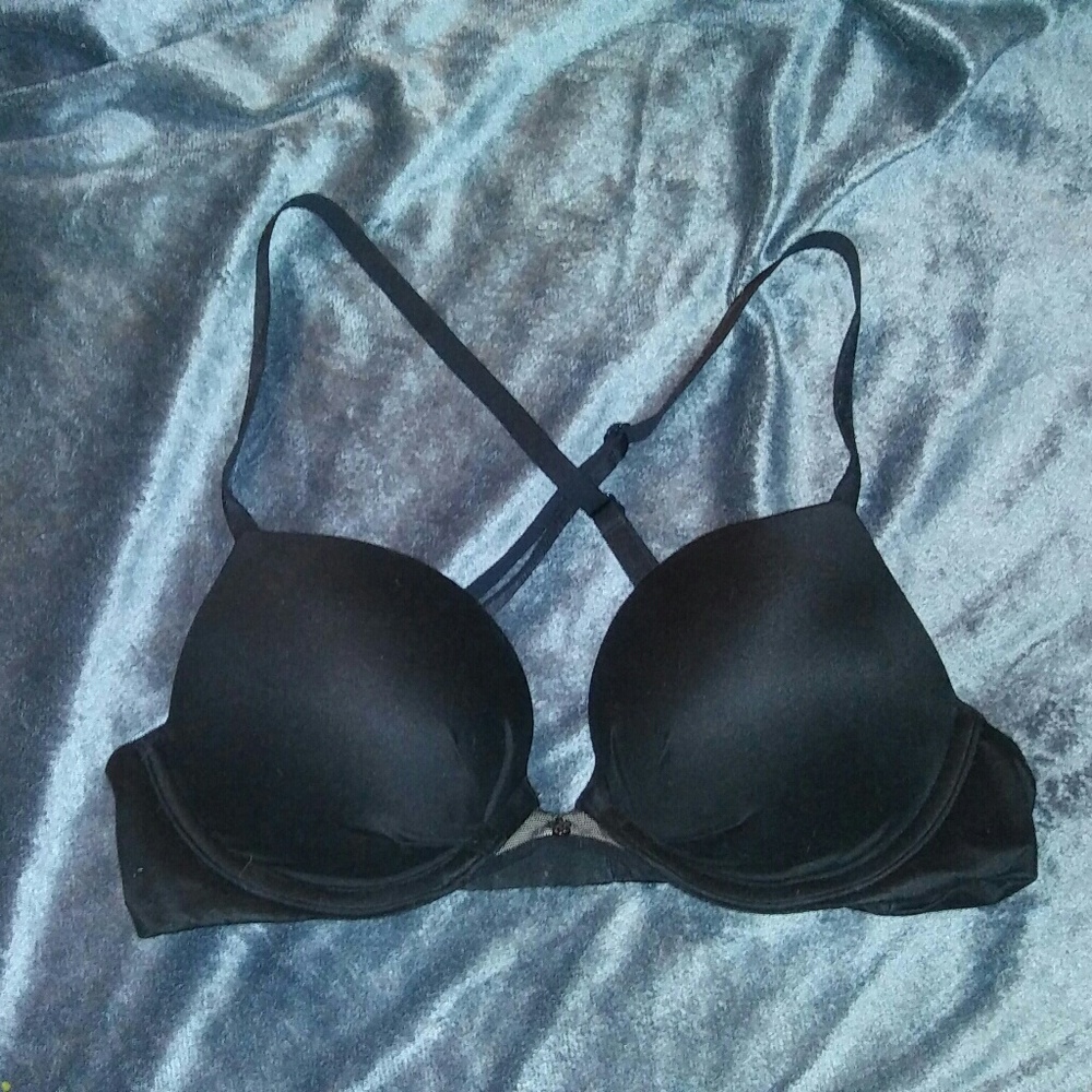 Victoria's Secret Fabulous Plunge Bra