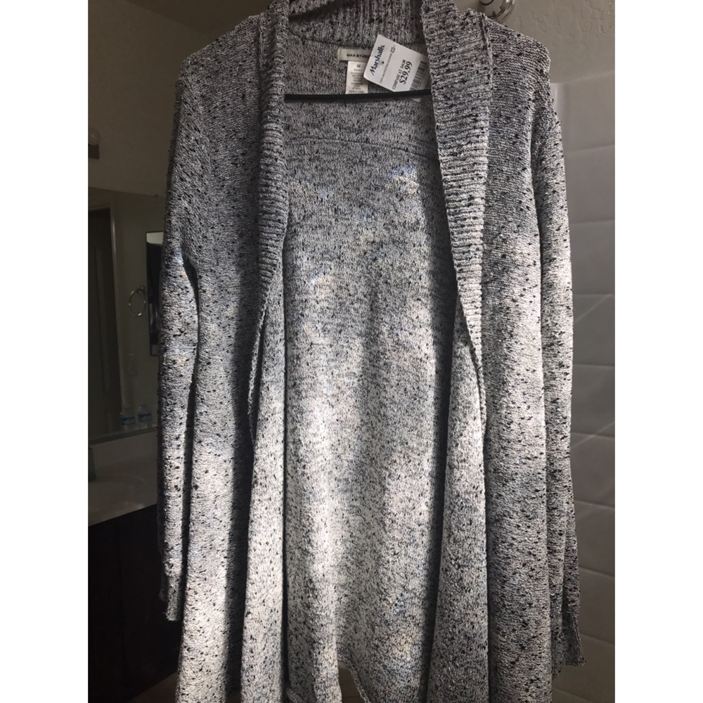 Grey cardigan
