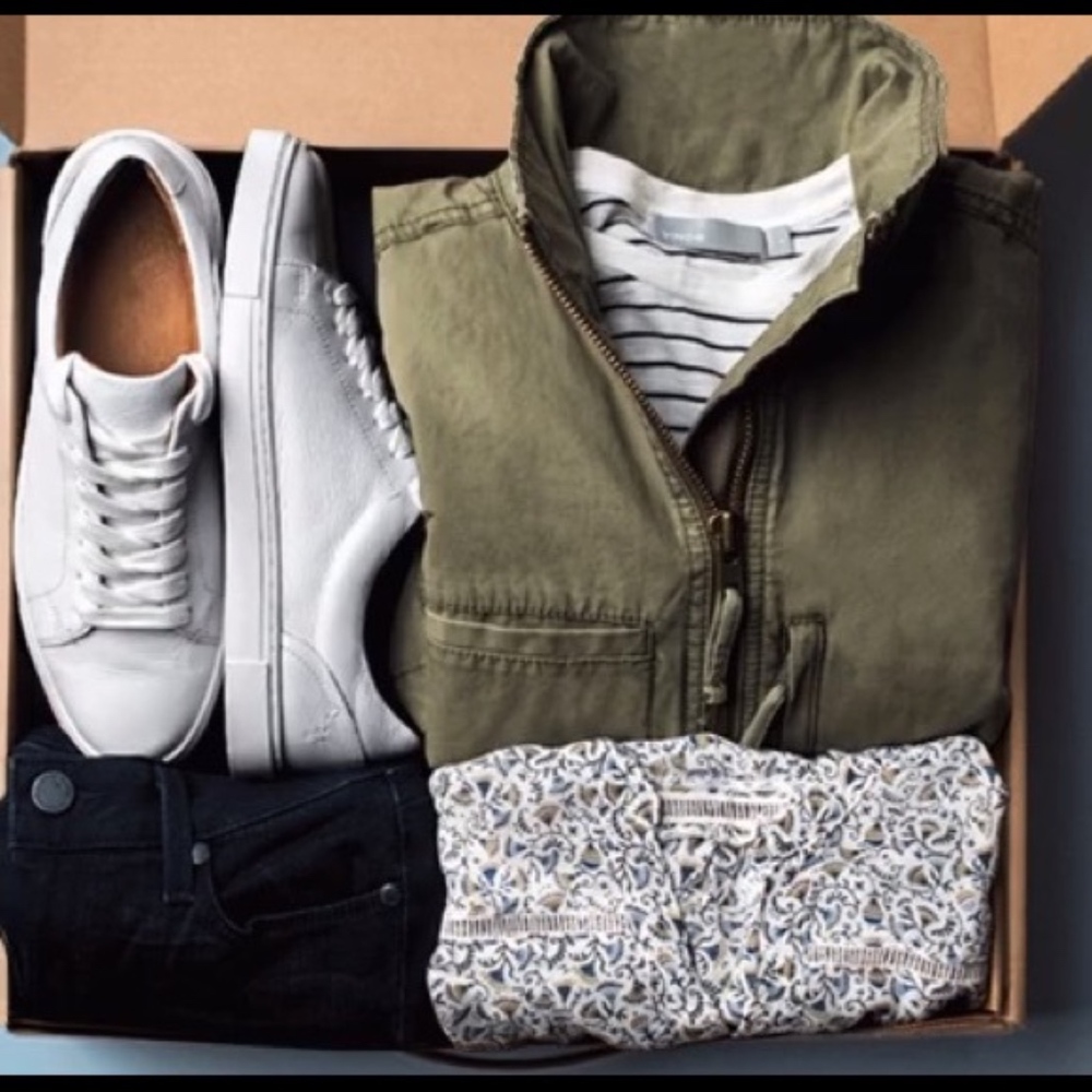 OUTFIT BOX A custom styled outfit! - Picture 3 of 7