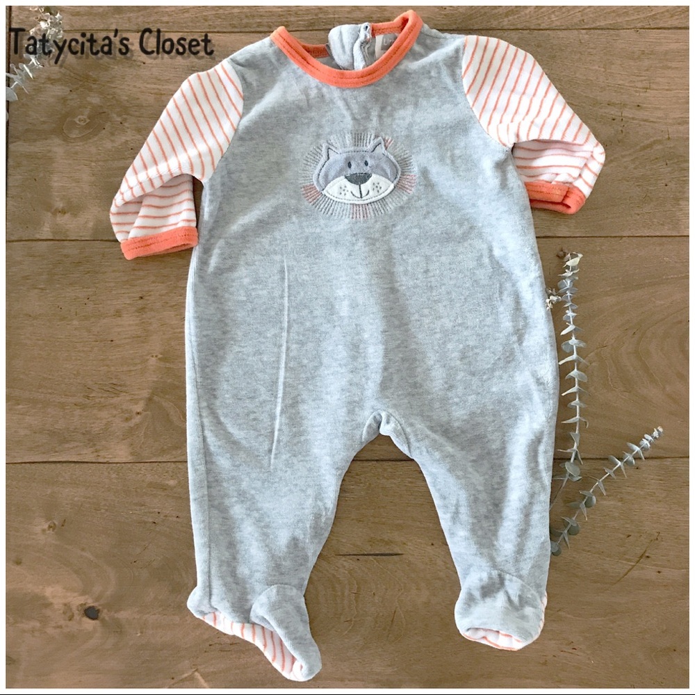 ONLY IF BUNDLE:Baby footy Pijamas/Sleeper 3 months
