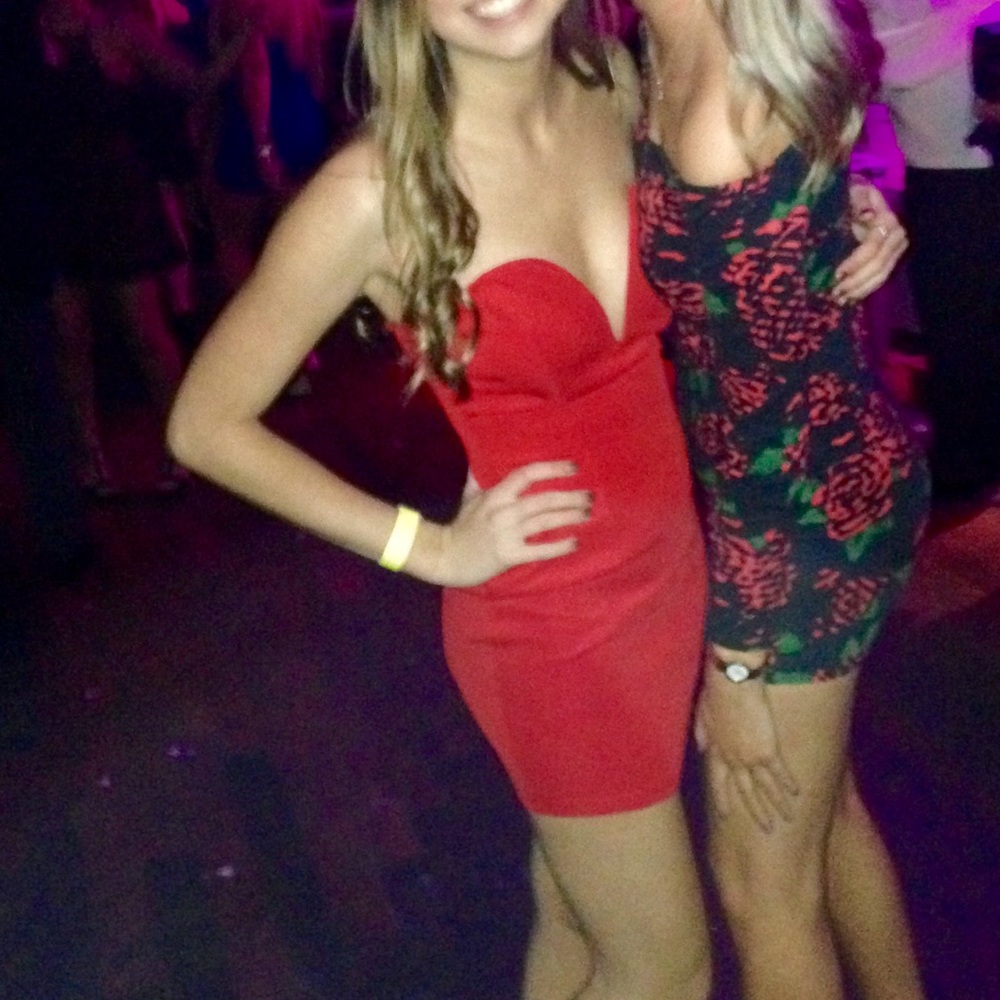 Tobi red dress - Picture 3 of 4