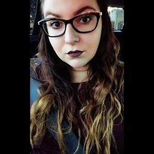 Meet your Posher, Mia