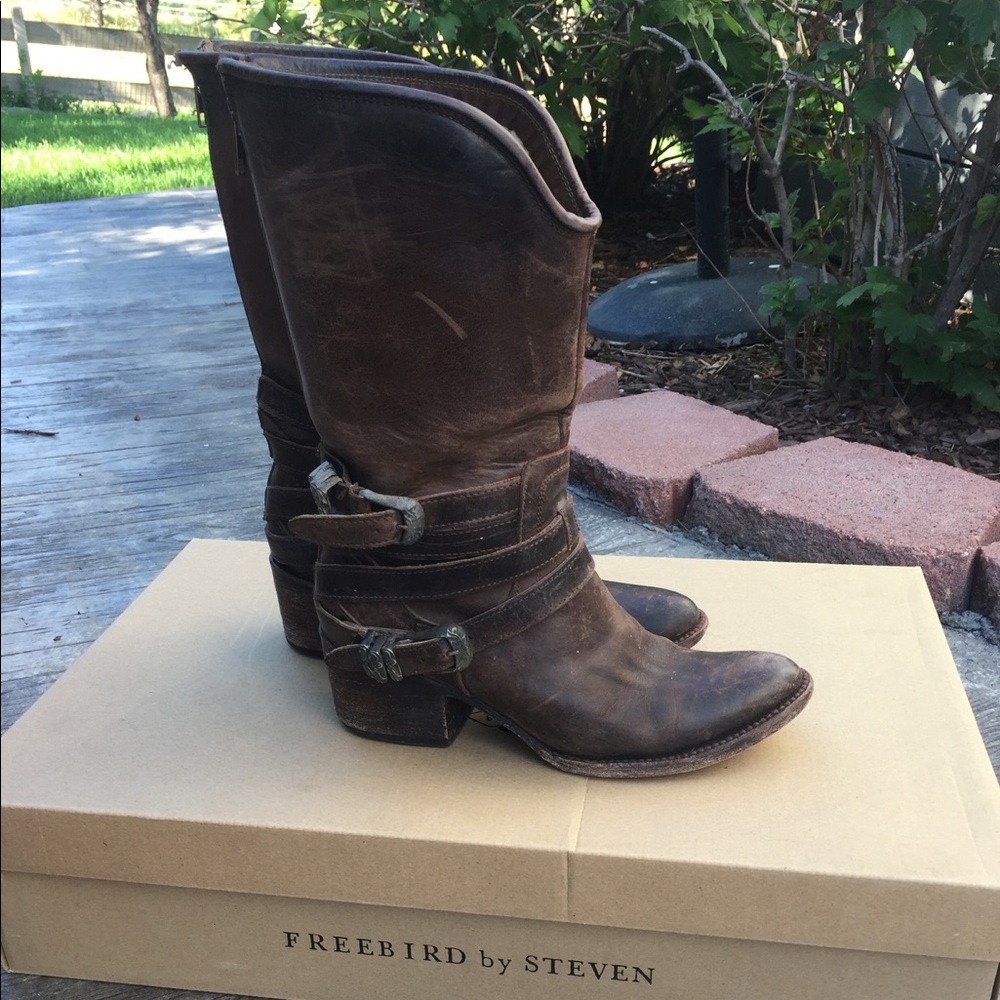 Freebird by Steven Pikes boots! Size 8