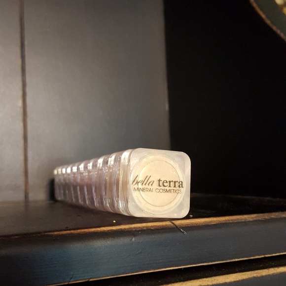 Bella terra tower pigments 8 full pigments - Picture 3 of 5