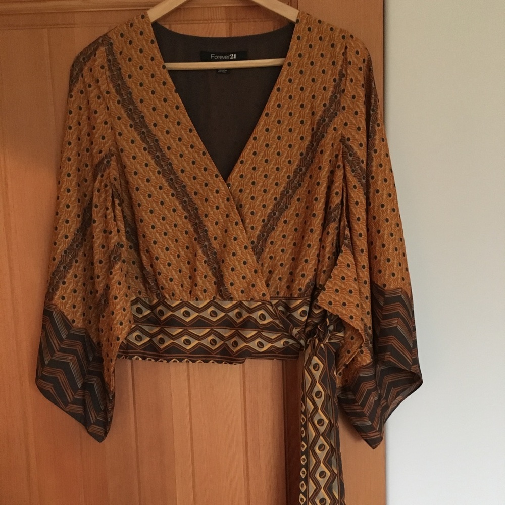 Forever 21 wrap top
