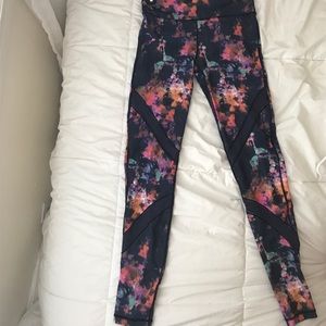 Mono B leggings