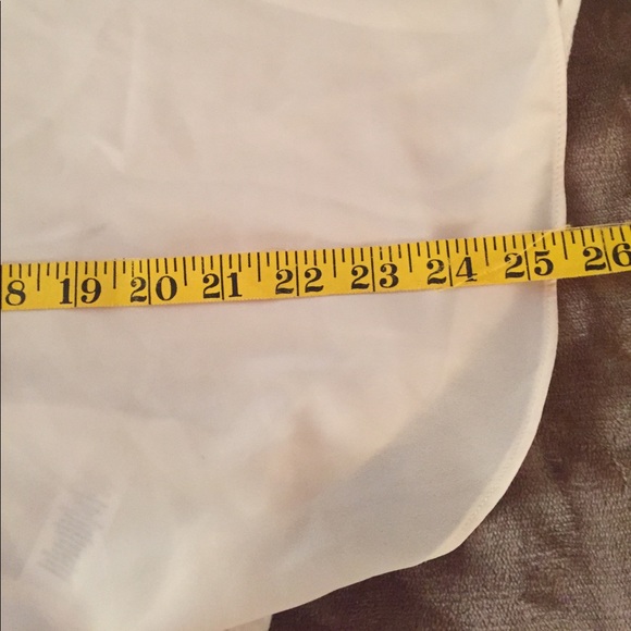 NWOT Loft Blouse - Picture 6 of 6