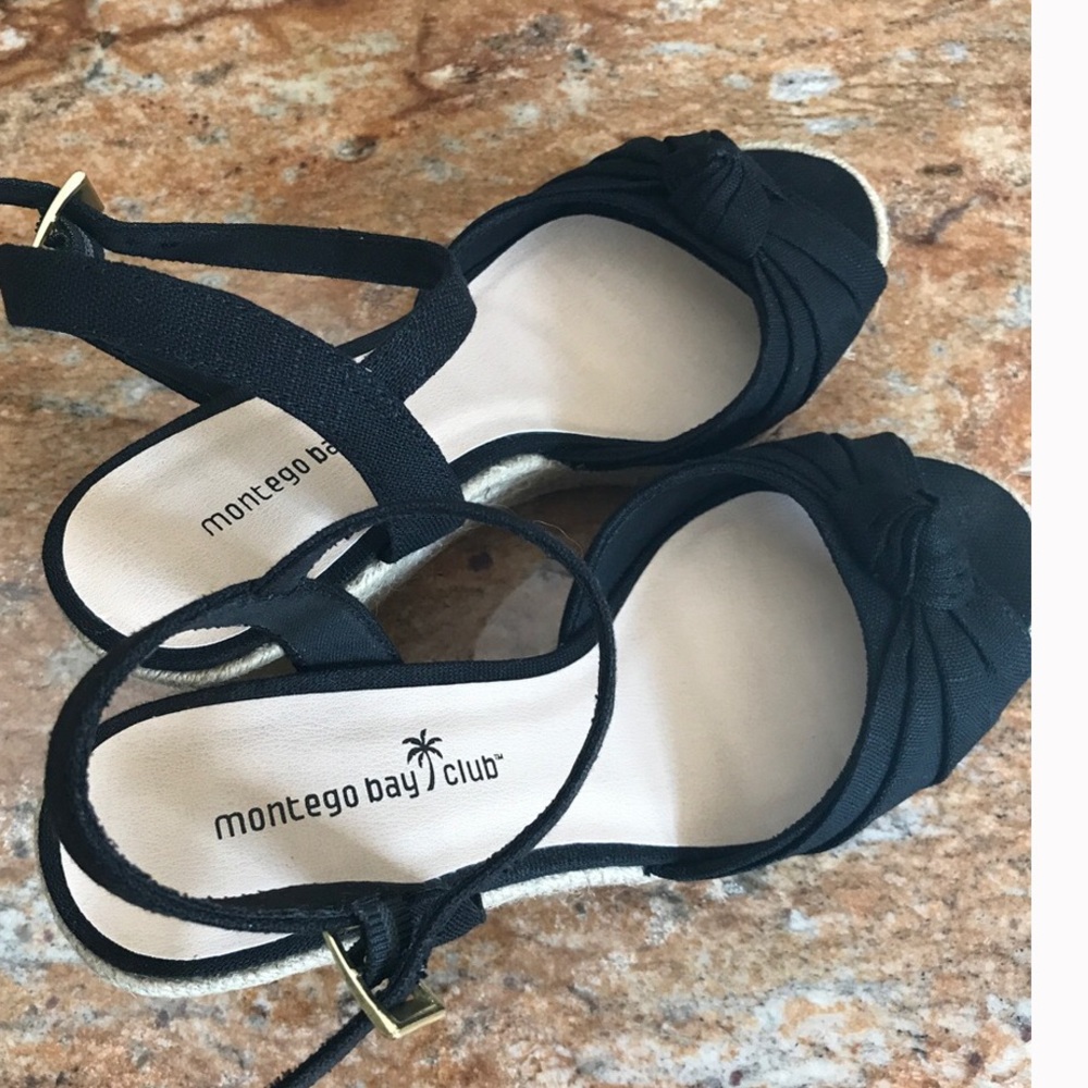 2 FOR 20$!! Black and White montego bay wedges