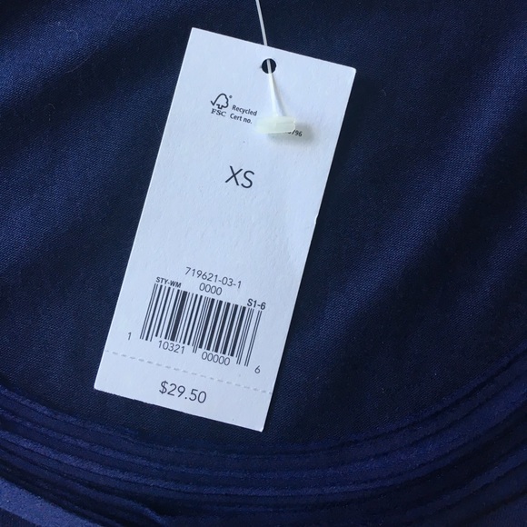 NWT Banana Republic Navy Tank/Shell XS - Picture 4 of 5