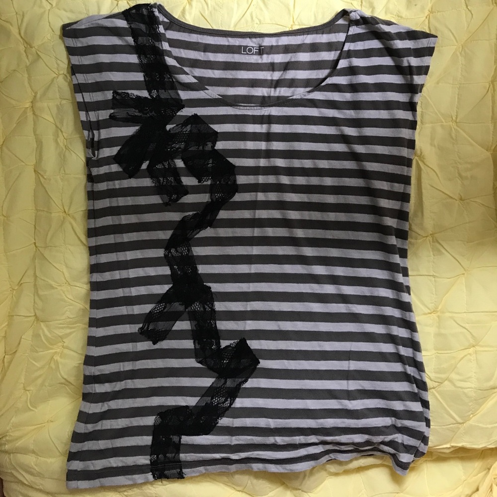 M LOFT stripe, cap sleeve top with lace detail