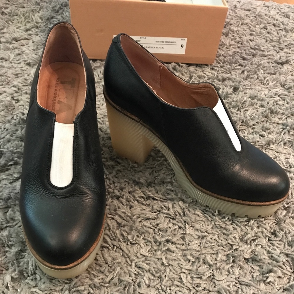 TBA sharp shoes size 9