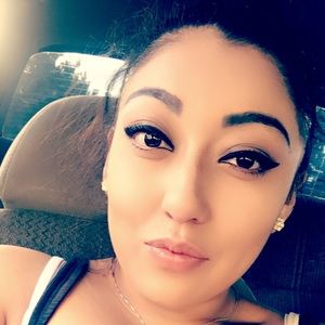 Meet your Posher, Kaila