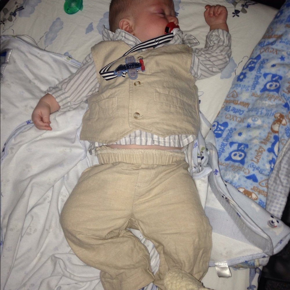 FAO Baby Outfit! Super cute on! 6 Month
