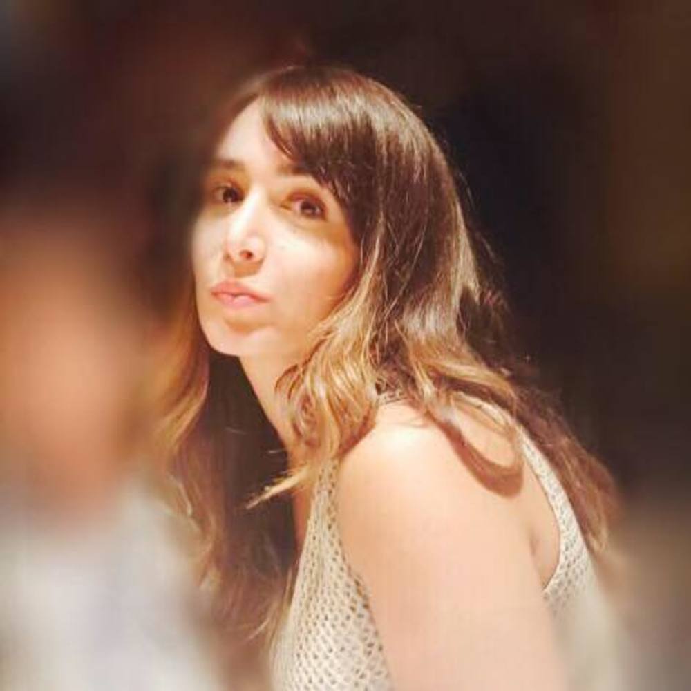 Meet your Posher, Elnara