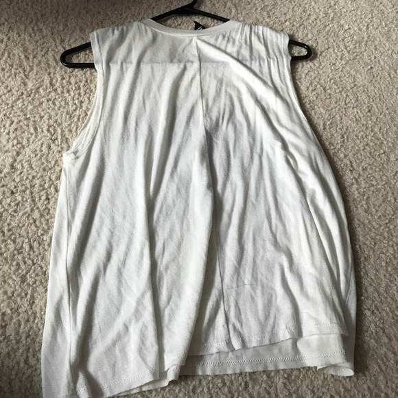 White elephant tank top from Windsor - Picture 3 of 4