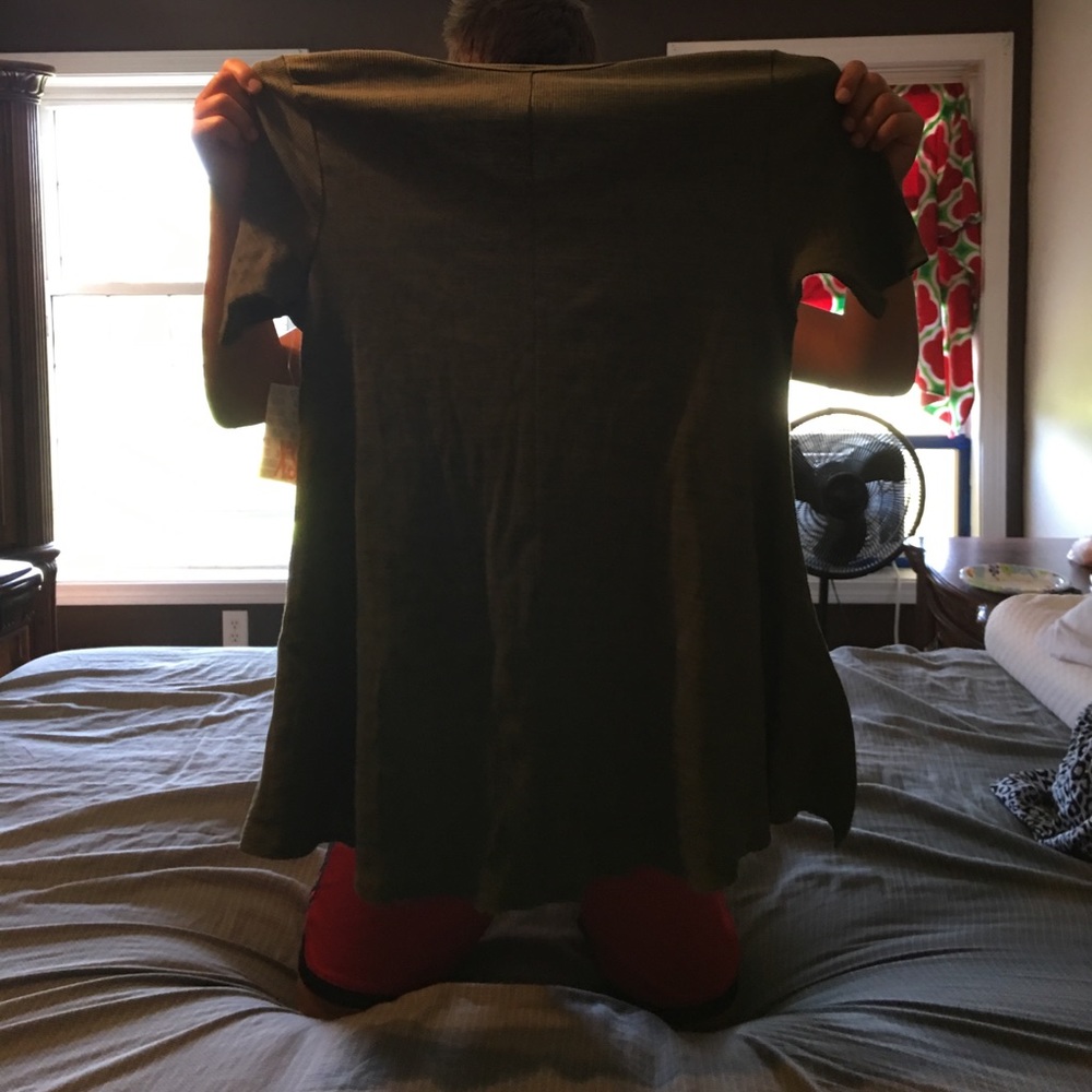 Hunter Green LuLaRoe Perfect T