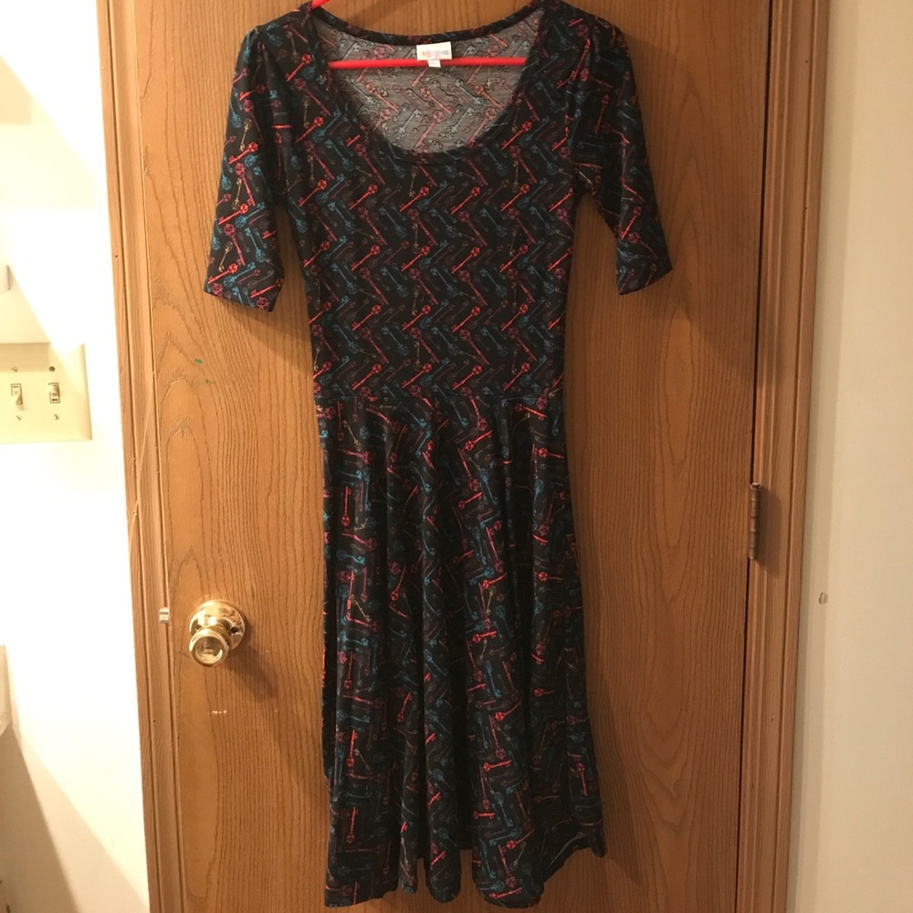 XS Lularoe Nicole