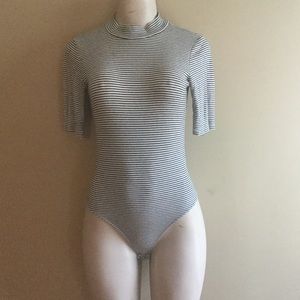 Cute White/Blackbody suit