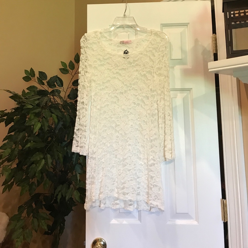 Boutique lace dress!! Stunning!!